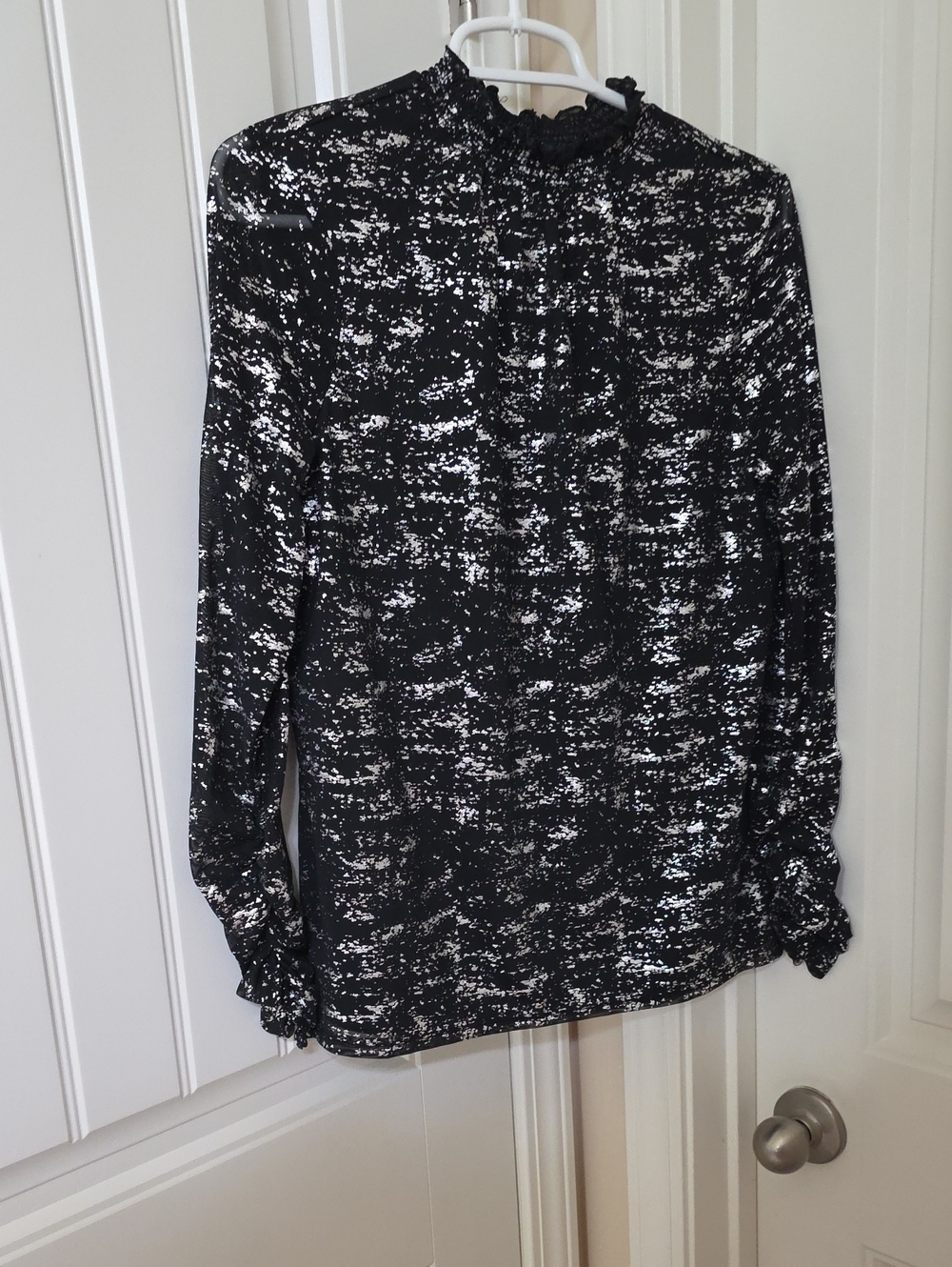 Adrienne Vittadini Black and White Abstract Print Blouse